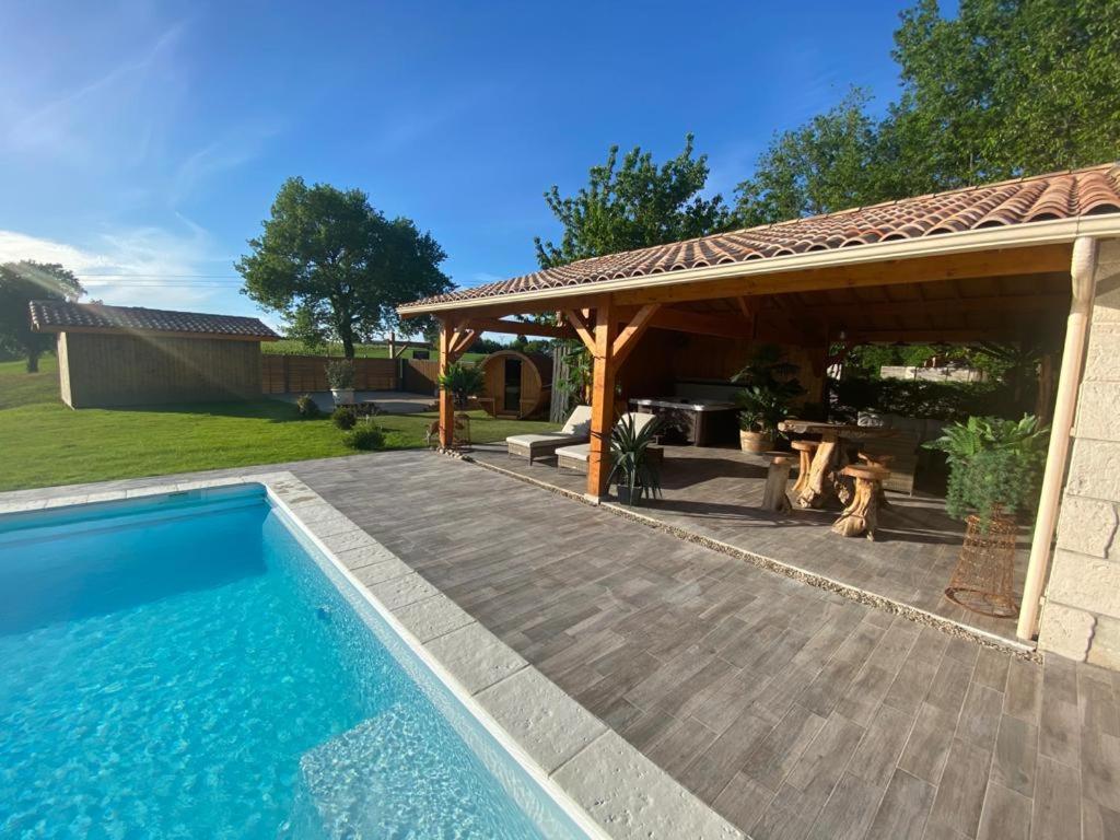 Le Refuge Des Epicuriens Villa Eymet Exterior foto